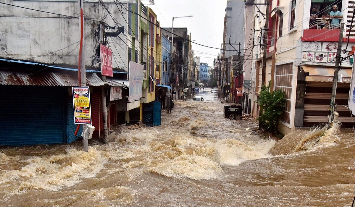 Weather: Heavy Rains In Telangana